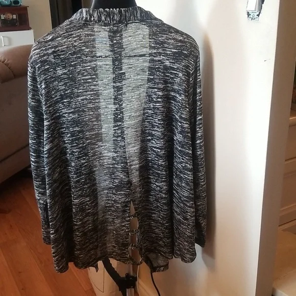 Signature Weekend Grey Cardigan 2X - Picture 5 of 5